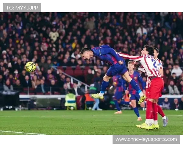 巴萨佩德里直塞撕开防线制造绝佳破门机会