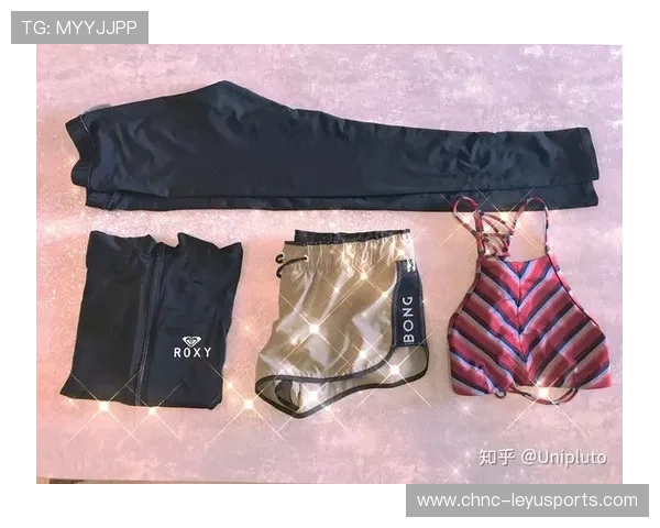 冲浪的“防晒衣：防磨与防紫外线的连体衣